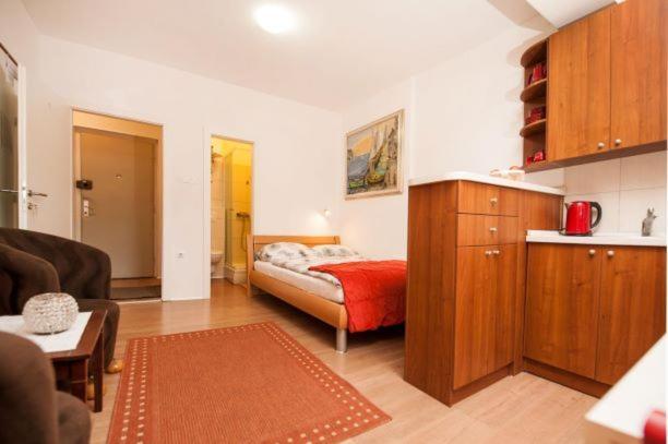 Centar 1 Private Room With Ensuite And Kitchenette Split Exterior photo