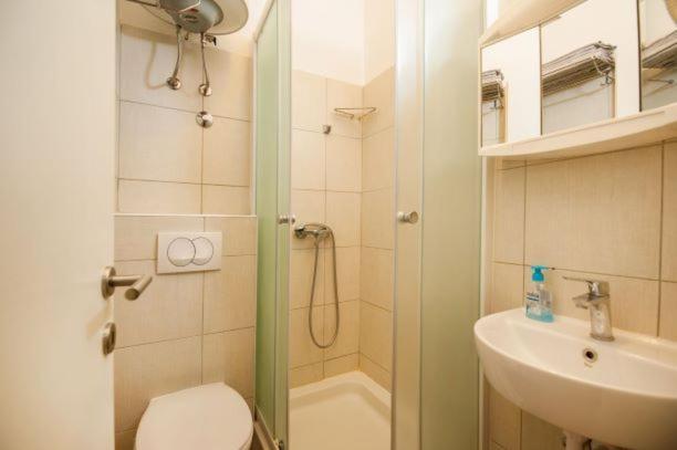 Centar 1 Private Room With Ensuite And Kitchenette Split Exterior photo